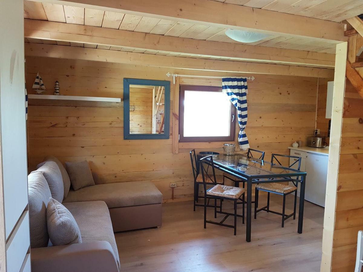 Ferienhaus Sjesta -domki Letniskowe Dziwnówek